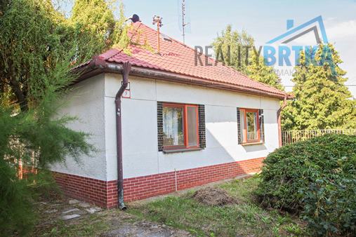 Predaj pozemok s rodinným domom Nitra - Mlynárce